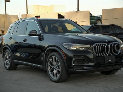 Used 2023 BMW X5 sDrive40i w/ Premium Package image 7