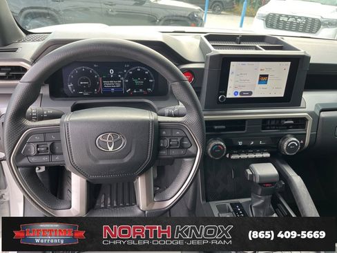 Used 2024 Toyota Tacoma TRD Off-Road image 8