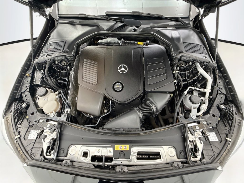 Used 2022 Mercedes-Benz C 300 Sedan image 28