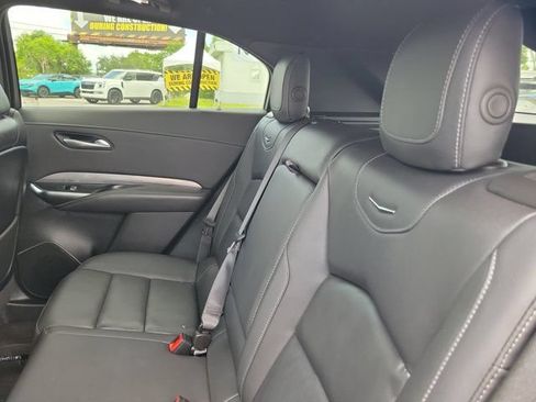 Used 2025 Cadillac XT4 Premium Luxury FWD image 11