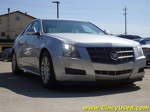Used 2011 Cadillac CTS Luxury AWD/4WD image 4