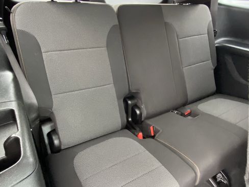 Used 2020 Chevrolet Traverse LS image 13