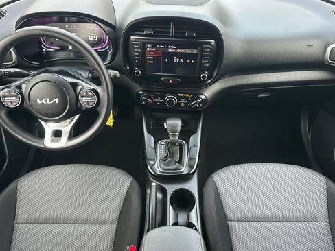 Used 2024 Kia Soul LX w/ Option Group 015 image 14