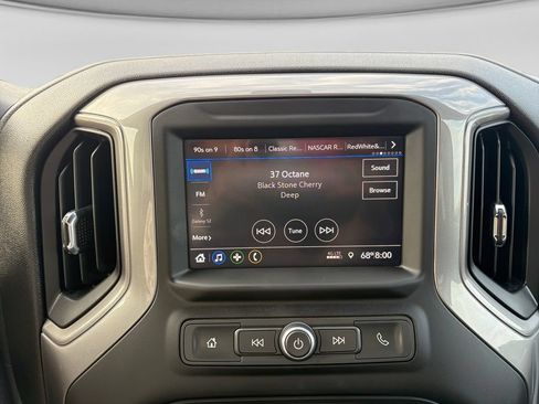 Used 2023 Chevrolet Silverado 2500 Custom w/ Gooseneck/5TH Wheel Package AWD/4WD image 24