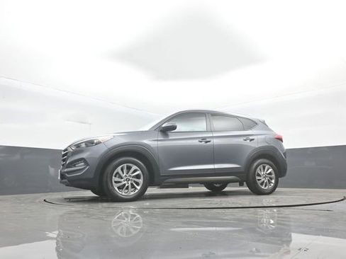 Used 2016 Hyundai Tucson SE w/ Option Group 02 image 34