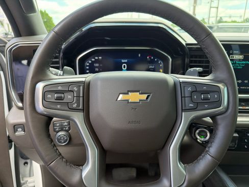Used 2024 Chevrolet Silverado 1500 LTZ w/ LTZ Premium Package AWD/4WD image 15