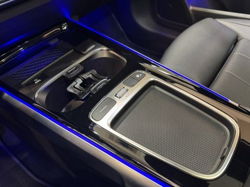 Certified 2025 Mercedes-Benz GLB 250 image 18