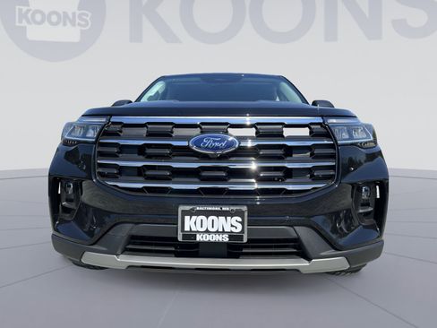 New 2026 Ford Explorer Active w/ Active Comfort Package AWD/4WD image 11