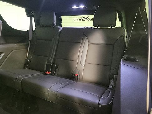 Used 2023 GMC Yukon Denali image 12