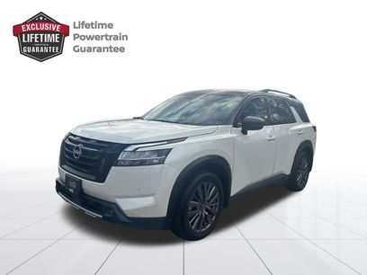 Certified 2024 Nissan Pathfinder SL w/ SL Premium Package