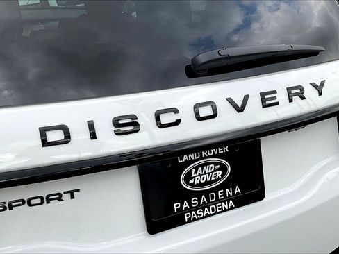 New 2026 Land Rover Discovery Sport Landmark AWD/4WD image 7