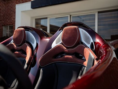 Used 2021 McLaren Elva image 41