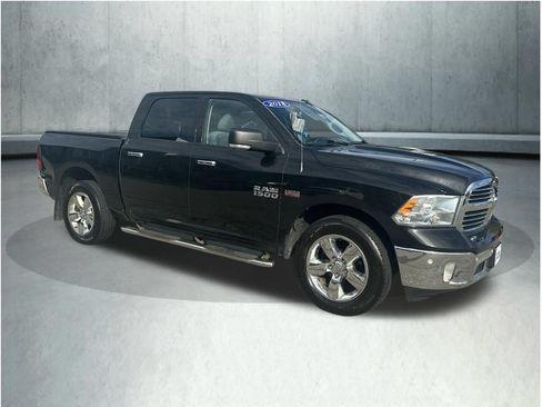 Used 2018 RAM 1500 Big Horn AWD/4WD image 9