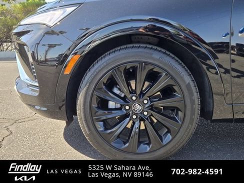Used 2024 Buick Envista Sport Touring w/ Convenience I Package FWD image 10