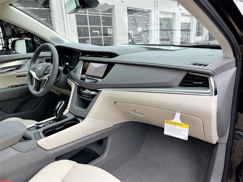New 2025 Cadillac XT5 Premium Luxury image 31