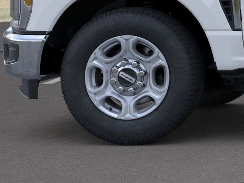 New 2026 Ford F350 XLT w/ 360-Degree Camera Package image 41