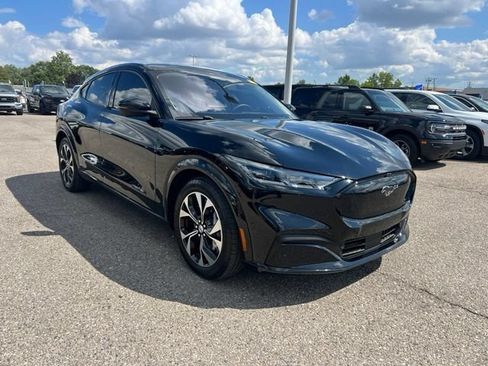 Used 2023 Ford Mustang Mach-E Premium AWD/4WD image 3