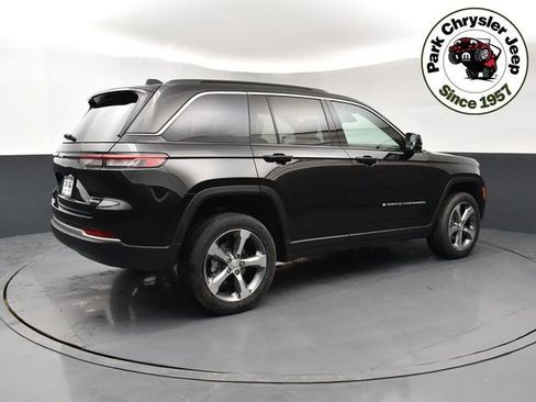 New 2026 Jeep Grand Cherokee Limited image 6