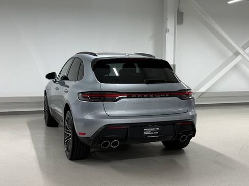 Certified 2026 Porsche Macan AWD/4WD image 3