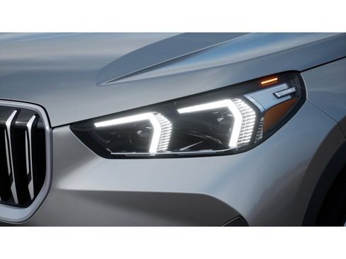 New 2026 BMW X1 xDrive28i AWD/4WD image 6