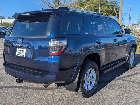 Used 2022 Toyota 4Runner SR5 Premium image 5