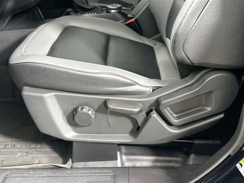 Used 2024 Ford Bronco Black Diamond w/ Sasquatch Package image 16