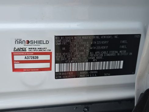 Used 2025 Toyota RAV4 LE image 34