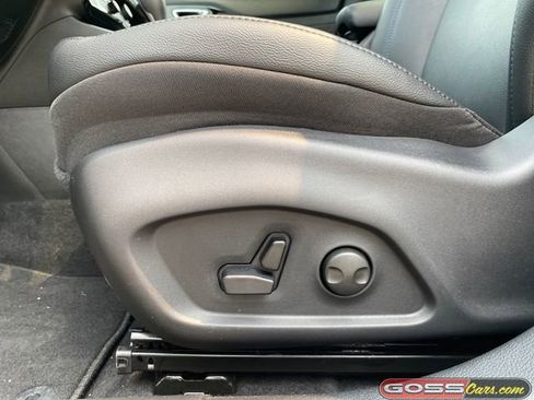 New 2025 Jeep Compass Limited w/ Sun & Sound Group image 28