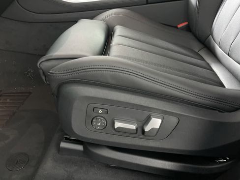 Certified 2022 BMW X5 xDrive40i w/ Premium Package image 10