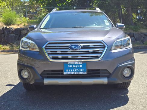 Used 2015 Subaru Outback 2.5i Limited AWD/4WD image 5