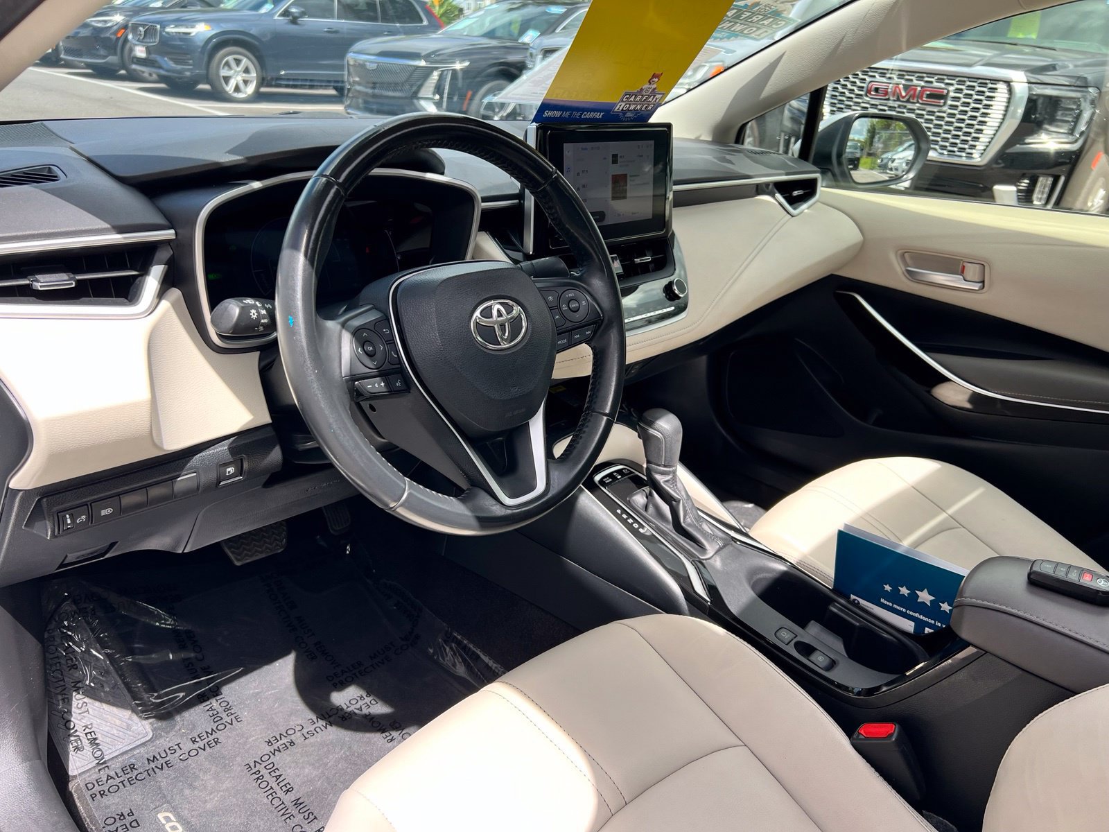 Used 2024 Toyota Corolla XLE FWD image 31