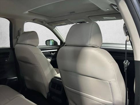 Used 2023 Honda CR-V EX-L image 27