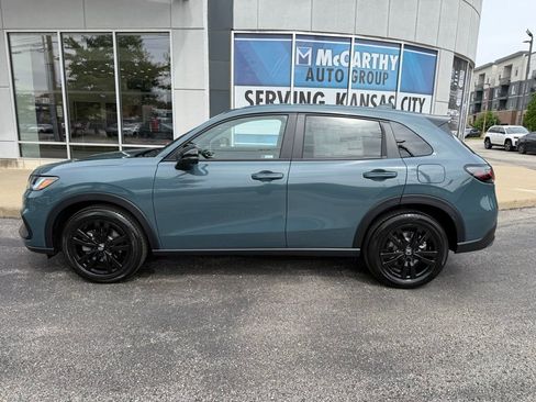 New 2026 Honda HR-V Sport image 9