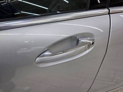 Used 2010 Mercedes-Benz S 550 image 12
