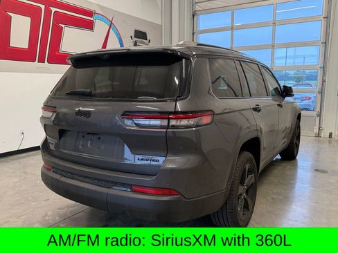 Used 2025 Jeep Grand Cherokee L Limited w/ Luxury Tech Group II AWD/4WD image 3
