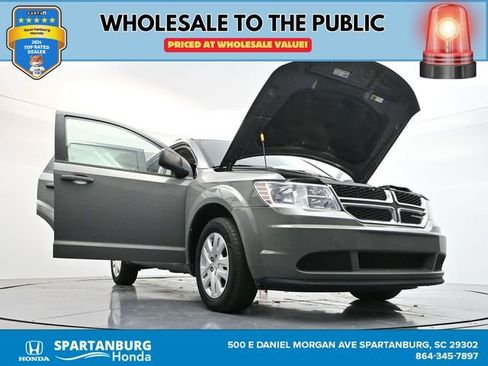 Used 2019 Dodge Journey SE image 44