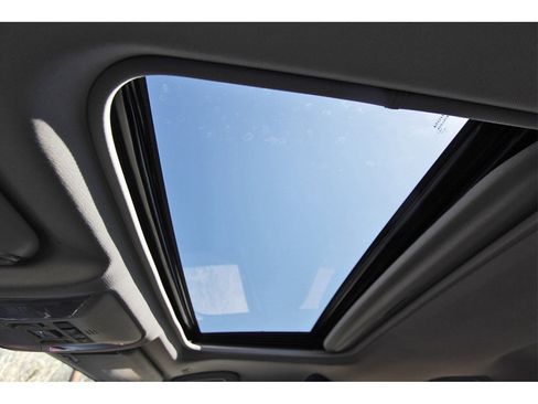 Used 2024 Toyota RAV4 XLE image 21