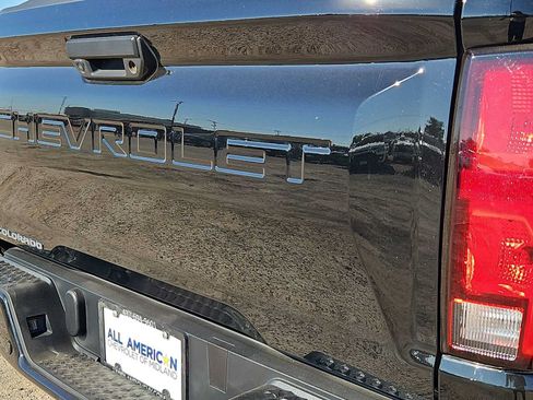 Used 2026 Chevrolet Colorado LT w/ LT Convenience Package RWD image 23