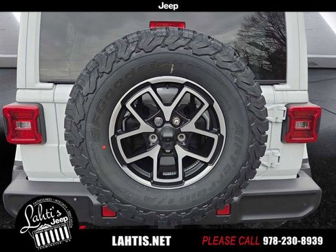 New 2026 Jeep Wrangler Unlimited Rubicon w/ Safety Group image 20
