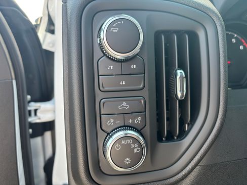 New 2025 GMC Sierra 3500 Pro image 11