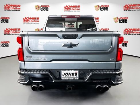 Used 2021 Chevrolet Silverado 1500 LT Trail Boss w/ LT Trail Boss Premium Package AWD/4WD image 13