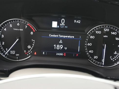 Used 2024 Cadillac XT5 Premium Luxury FWD image 11