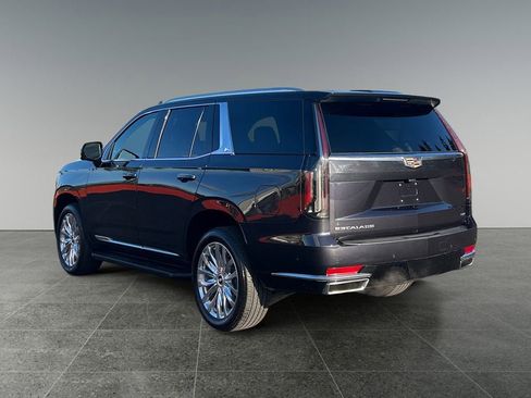 Used 2024 Cadillac Escalade Premium Luxury AWD/4WD image 6