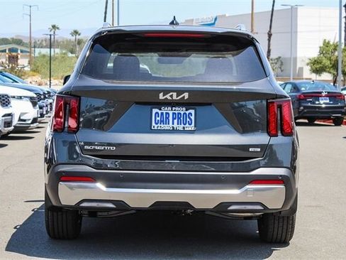 New 2025 Kia Sorento EX image 7