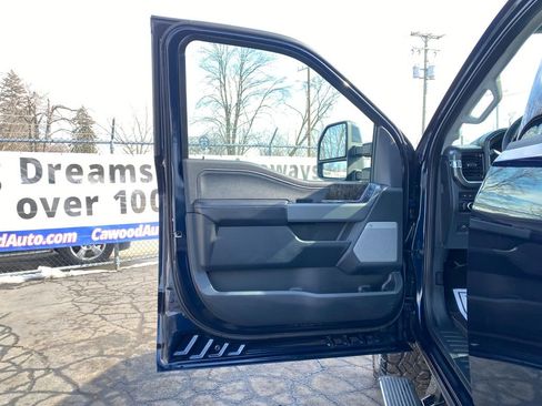 Used 2024 Ford F350 Lariat w/ Lariat Ultimate Package image 16