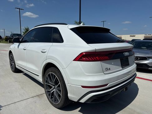 Used 2019 Audi Q8 Prestige w/ Adaptive Chassis Package AWD/4WD image 5