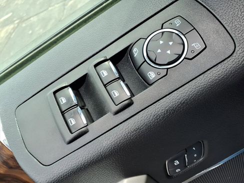 Used 2018 Ford F150 Lariat AWD/4WD image 17