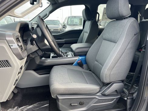 New 2025 Ford F150 Lightning XLT image 13