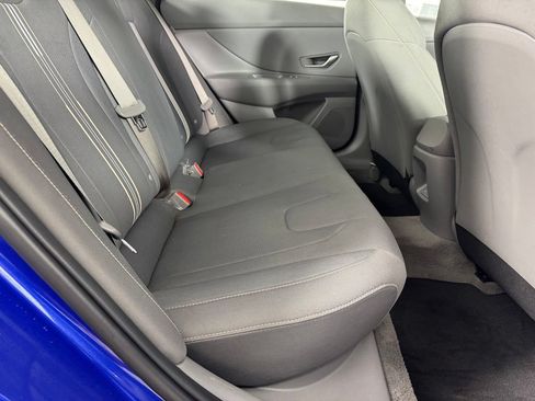 Used 2025 Hyundai Elantra Sport FWD image 29