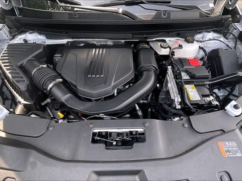Used 2026 Chevrolet Traverse RS w/ LPO, Floor Liner Package AWD/4WD image 10